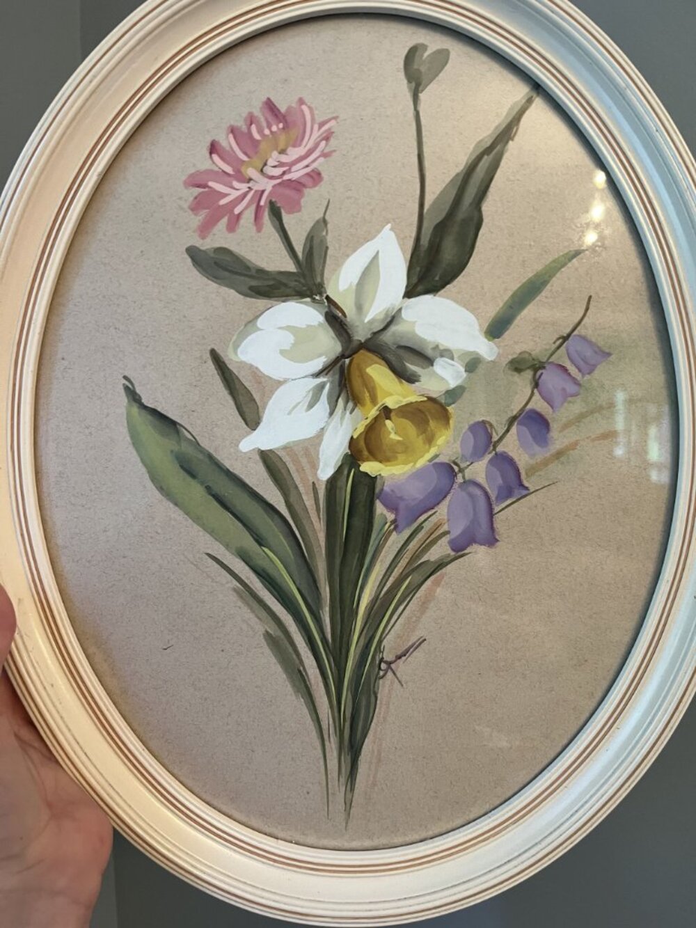 Vintage Oval Daffodil Blue Bell Floral Painting In Cream Frame Signed Original A - Picture 2 of 5